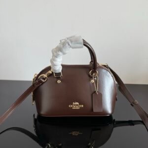 Bolsa Coach –  Lara Mini Satchel (Café Obscuro)