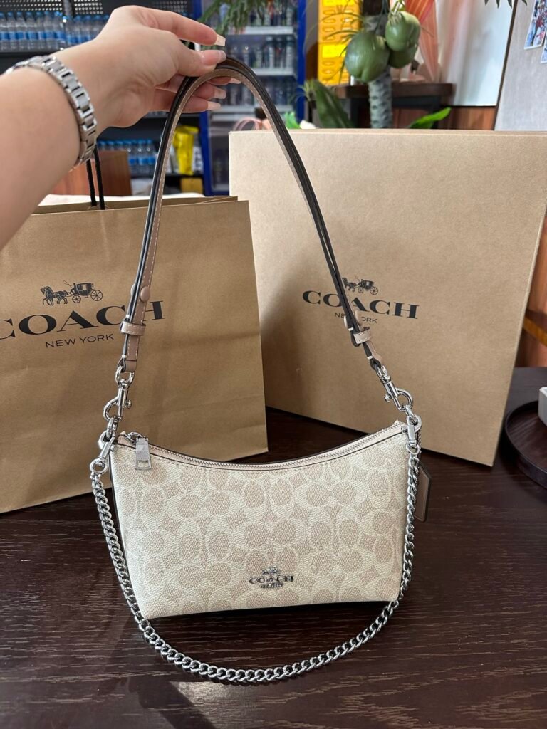 Bolsa Coach –  Caitlin Shoulder (Beige)