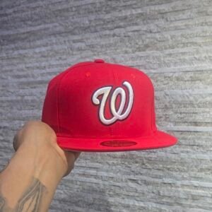 Gorra New Era – New York Yankees Blackbird Side Patch (negro & rojo) (copia)