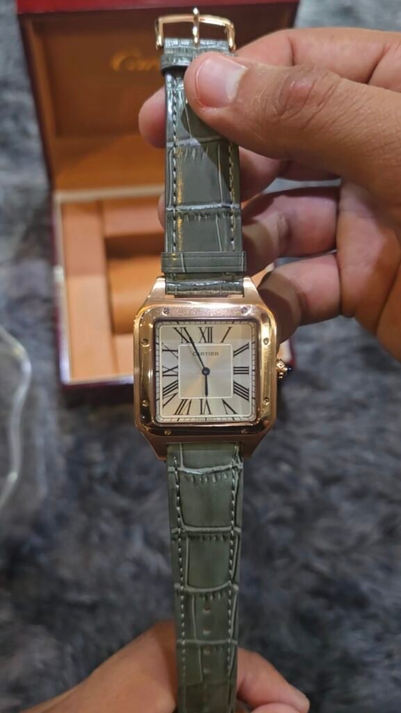 Reloj Cartier Santos-Dumont Oro Rosa 18k — Correa Gris (Ref. WGSA0021)